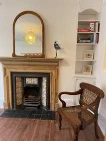 2 bed, 2 ensuite in the heart of Hastings Old Town - Image 2