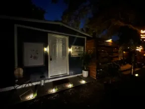 Cozy blue house - Image 4