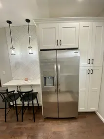 Chic City Duplex – Near Manhattan - Image 3