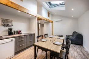 Elegant 2 bedrooms - 30 min to ski - Parking WiFi - Image 4