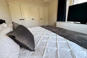 Family Friendly Brand New Townhouse Steps to TTC - Image 2