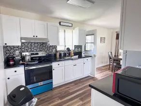 Beautiful home with AC in Hilo - Image 3