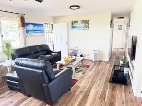 Beautiful home with AC in Hilo - Image 2