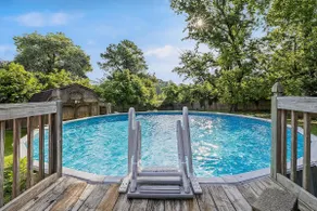 Chatt Vistas Oasis-3bdrm-5m to TN-PoolDeckBBQFireP - Image 2