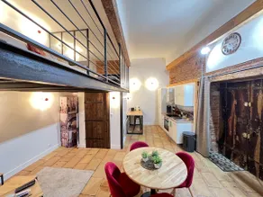 La Romance – Old Loft in the heart of Toulouse - Image 2