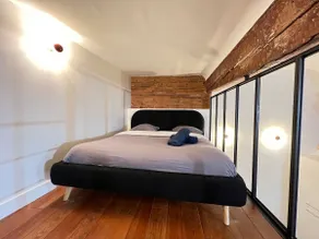 La Romance – Old Loft in the heart of Toulouse - Image 3