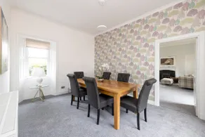 Two Bedroom Country Cottage With Parking - Image 5