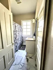 Moore's Place - Image 5