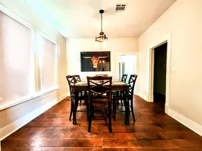 Moore's Place - Image 4