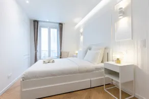 Central Paris: Heated 4BR Quiet Home (10 guests) - Image 4