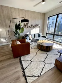 Touch of class-West End - Image 2