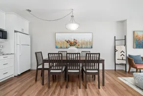 Charming 1BR Near DT Kimberley: Pool, Hot Tub, Gym - Image 3