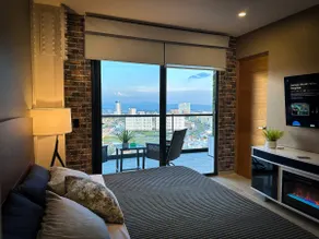 Beautiful Retro Loft, amazing views and Air Conditioning - Image 4