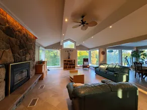 Serene 5 bedrm entire house on acres land & ponds - Image 3