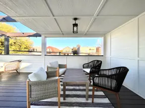 Lux Logan 3000 sq ft, Sleeps 12, garage & roofdeck - Image 3