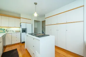 Spacious, Light, Wooded by River - Image 5