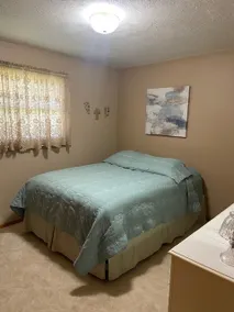 Dee's Haven - Image 2