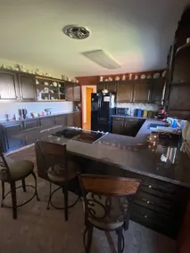 Dee's Haven - Image 4