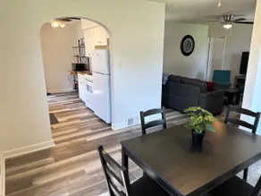 Sleeps 8, YSU, Fairgrounds, EV1, (Fenced Backyard) - Image 5