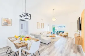 Encanto| 5 Beds| Near Disney| Pool| BBQ & Backyard - Image 2
