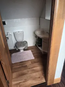 Det Cottage. 1 bed, 1 Bath. Full kitchen - Image 3