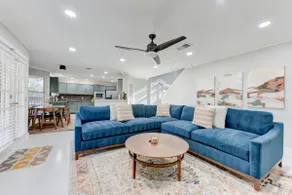 5BR Oasis w/ Pool, Hot Tub, Sauna & Putting Green - Image 2