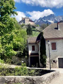 Cabin for your vacation 190 m from Lake Annecy - Image 3