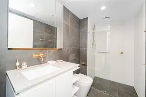 CBR centre 1BR&1BA&1Parking Apt - Image 5