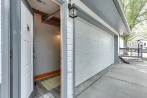 Omaha Urban Oasis: Chic Converted Garage Casita - Image 2