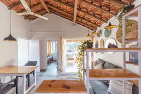 The Loft 1BHK - AC / Fast Wi-Fi / P. Backup - Image 5