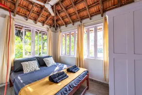 The Loft 1BHK - AC / Fast Wi-Fi / P. Backup - Image 3
