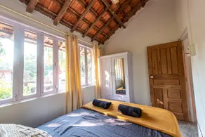 The Loft 1BHK - AC / Fast Wi-Fi / P. Backup - Image 4
