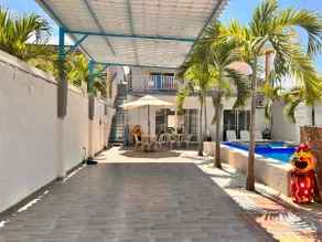 Vacation Home #4 with an ocean view - Image 3