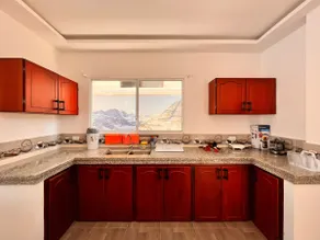 Vacation Home #4 with an ocean view - Image 4