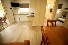Kookaburra Cabin - Image 5