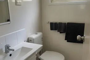 Kookaburra Cabin - Image 2