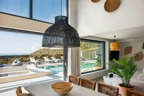 Luxury Estate with Sea View, Fire Pit & near beach - Image 4