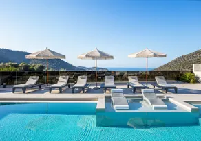 Luxury Estate with Sea View, Fire Pit & near beach - Image 2