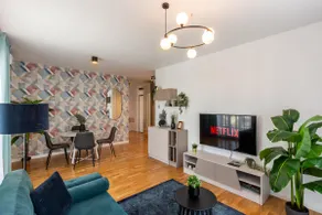 Chic Urban Living: 1BR with Parking near Romexpo - Image 2