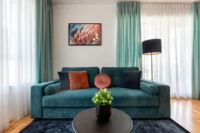 Chic Urban Living: 1BR with Parking near Romexpo - Image 4
