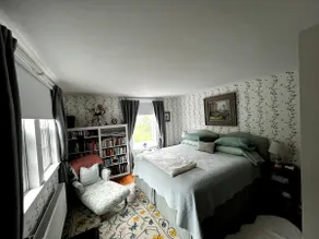 Beautiful Private Victorian Home - Image 2