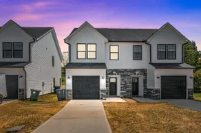 3 Bed Townhome | Comfort & Convenience - Salisbury - Image 2