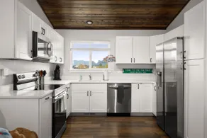 The Kabins- Montana Cabin - Image 3