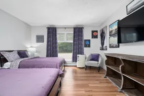 Minimalist 2BR (Studio+1BR) Perfect for Groups! - Image 3