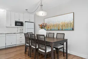 Minimalist 2BR (Studio+1BR) Perfect for Groups! - Image 2