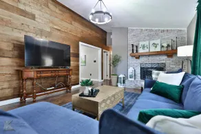 Varsity Lane Lodging - Image 2