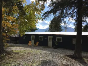 Mountain Cabin near Golden, BC, like a park - Image 3