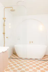 Renovated Heritage Cottage, short walk to city - Image 3