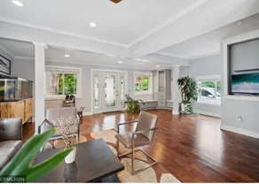 Lake Como Single Family Home - Image 3
