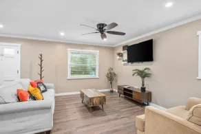Cave Country Retreat | Cozy Oasis Near Downtown - Image 3